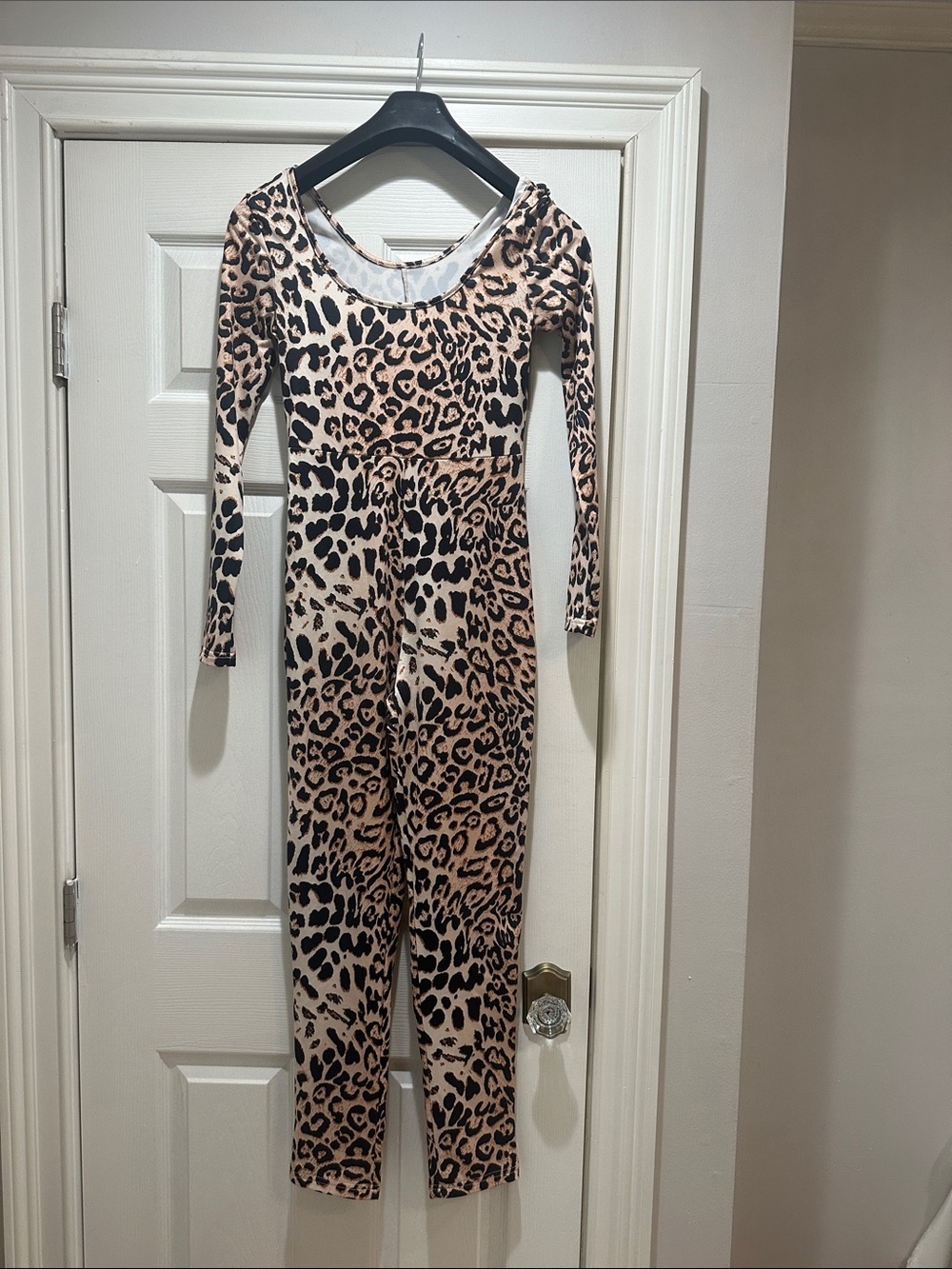 Leopard Print Long Sleeve Jumpsuit - Beige & Black